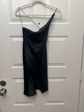 Rumours Elegant Black One-Shoulder Slip Dress with Thin Straps